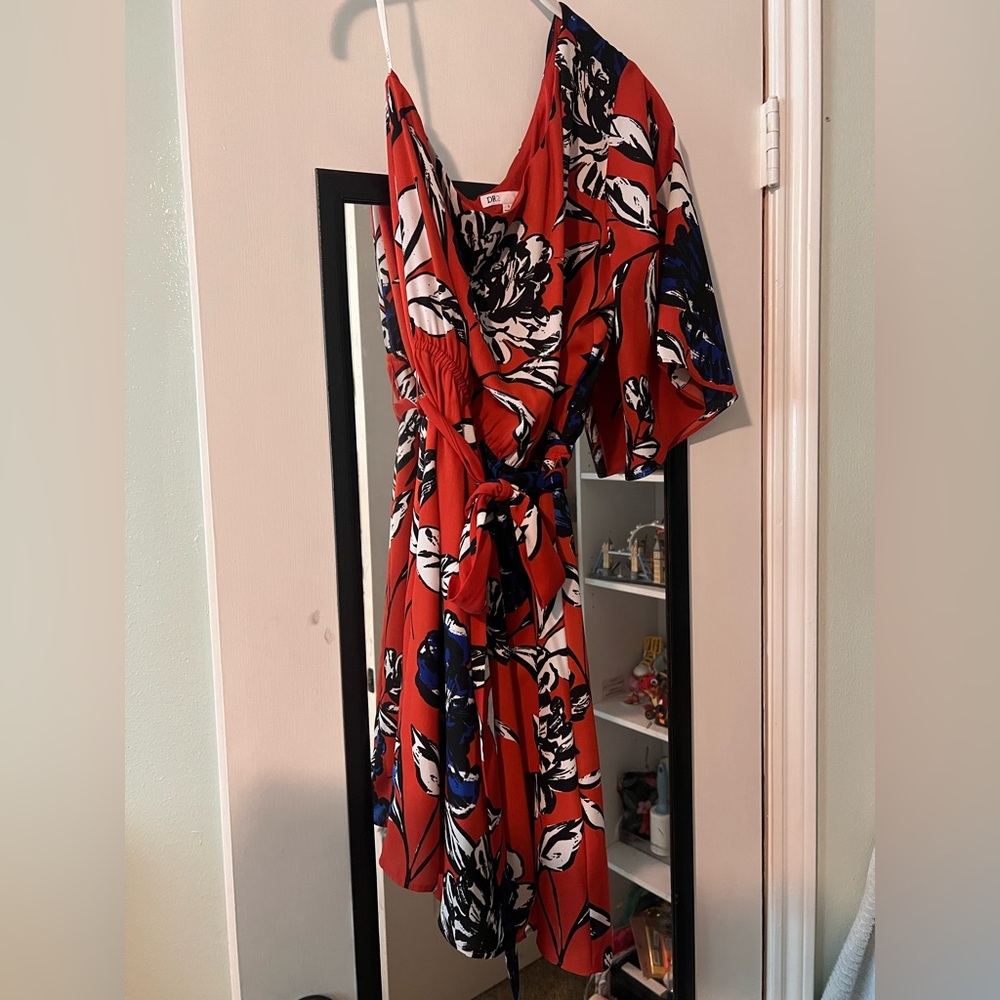 DR2 One Shoulder Red Floral Dress